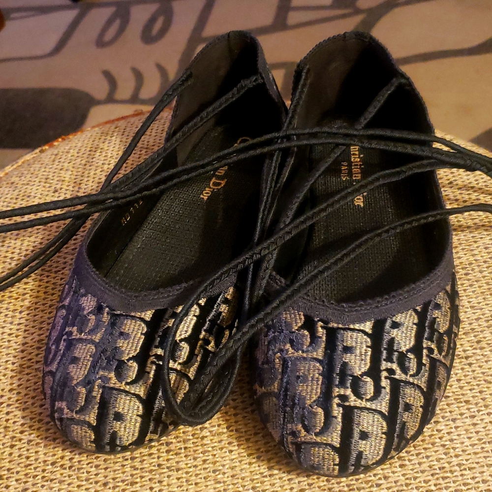 Dior Navy Poeme flat